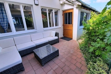 Chalupa Slov�cko s baz�nem - hrad Buchlov