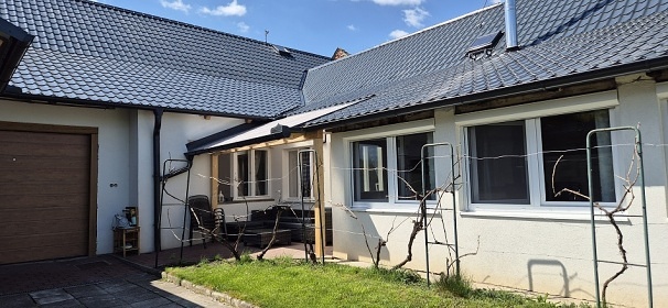 Chalupa Slov�cko s baz�nem - hrad Buchlov