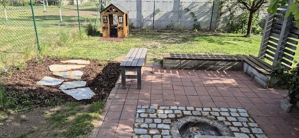 Chalupa Slov�cko s baz�nem - hrad Buchlov