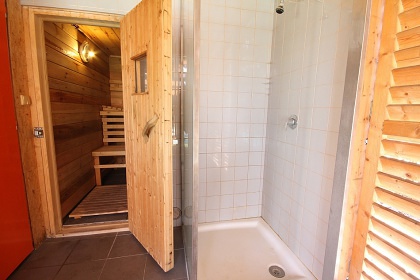 Chalupa vnitn bazn a sauna - Broumovsko