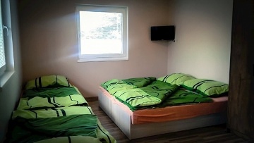 Chata u term�ln�ho koupali�t� - Vada� - Slovensko