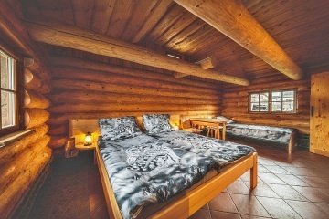 Srub p��rodn� park Man�t�nsko - kon� - Plze�sko