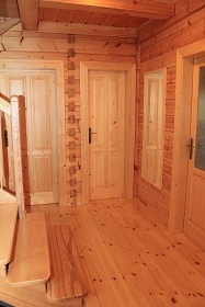 Dv� chalupy a baz�n - Kr�lick� Sn�n�k - Sky Bridge