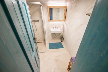 Chalupa a vinn� sklep - Hustope�e - ji�n� Morava