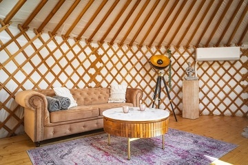 Jurty u vinohradu - glamping Jižní Morava