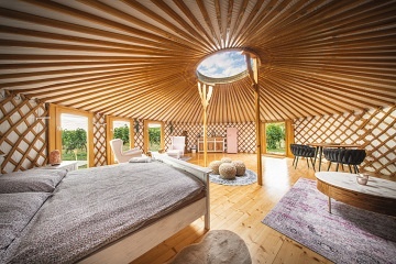 Jurty u vinohradu - glamping Jižní Morava