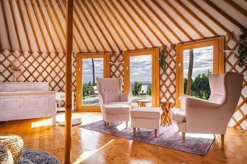 Jurty u vinohradu - glamping Jižní Morava