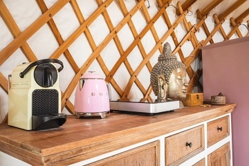 Jurty u vinohradu - glamping Jižní Morava