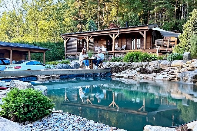 Sruby lesn� stezka - koupac� jez�rko - �esk� Kanada