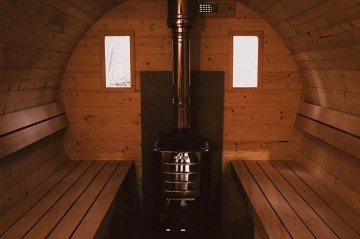 Glamping s wellness - samota u �eky - �elezn� hory