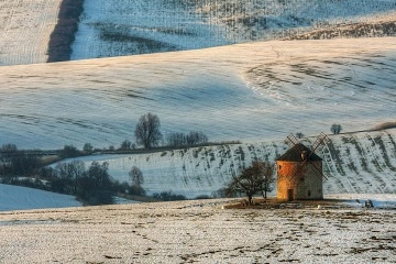 Glamping z�itek ve ml�n� - Ch�iby - ji�n� Morava