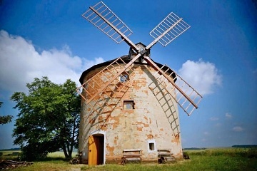 Glamping z�itek ve ml�n� - Ch�iby - ji�n� Morava