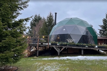 Glamping s koupac�m sudem - Ti�nov - Pern�tejn