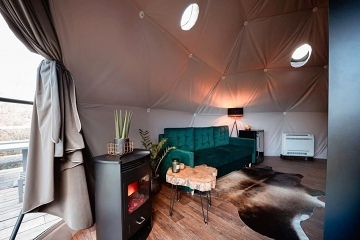 Glamping s koupac�m sudem - Ti�nov - Pern�tejn