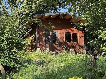 Glamping s wellness a baz�nem - hrad Helf�t�n