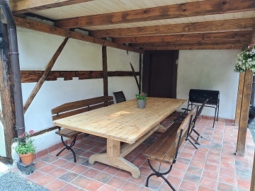 Chalupa u lesa - hrad Tol�tejn - Lu�ick� hory