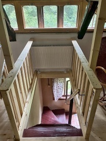 Chalupa u lesa - hrad Tol�tejn - Lu�ick� hory