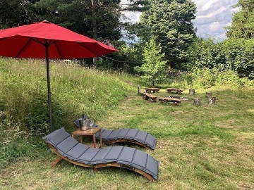 Chalupa u lesa - hrad Tol�tejn - Lu�ick� hory