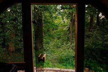 Glamping se saunou �esk� r�j - P��hrazsk� sk�ly