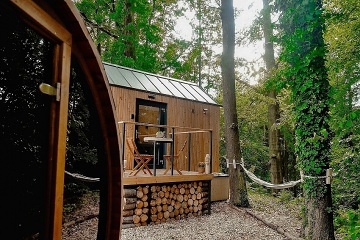 Glamping se saunou �esk� r�j - P��hrazsk� sk�ly