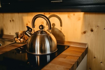 Glamping se saunou �esk� r�j - P��hrazsk� sk�ly