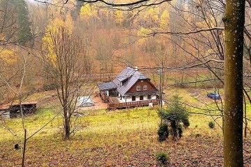 Chalupa baz�n a wellness - P�emyslov a Ramzov�