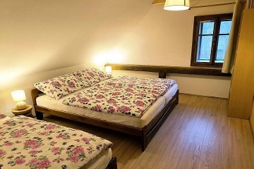 Chalupa baz�n a wellness - P�emyslov a Ramzov�