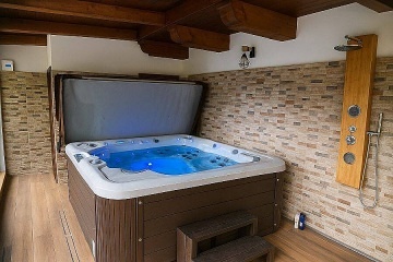 Wellness chalupa a baz�n - Jind�ichov � P�emyslov