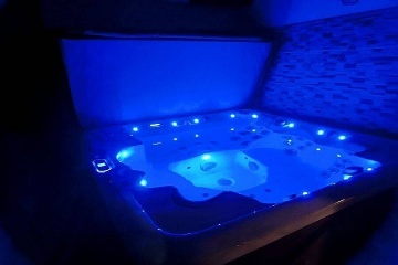 Wellness chalupa a baz�n - Jind�ichov � P�emyslov