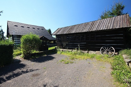 Roubenka s baznem - Vprachtice - Orlick hory