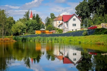 Chalupa s baz�nem - Ch�novsk� jeskyn� - Vyso�ina