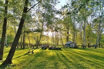 Glamping s v��ivkou a zv���tky - CHKO Slavkovsk� les
