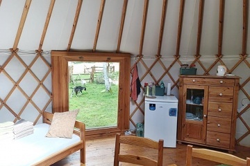 Glamping s v��ivkou a zv���tky - CHKO Slavkovsk� les