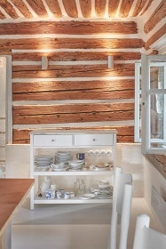 Roubenka Lesn� r�j - pec na span� a koupac� sud