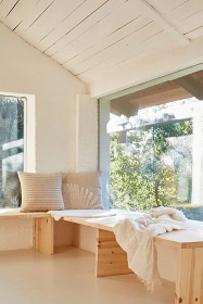 Roubenka Lesn� r�j - pec na span� a koupac� sud