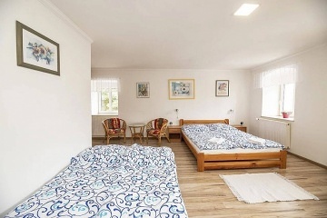 Chata Lipensk� jezero - vnit�n� baz�n - Miln�