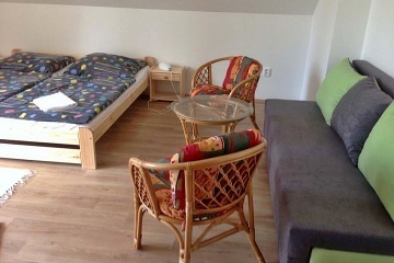 Chata Lipensk� jezero - vnit�n� baz�n - Miln�