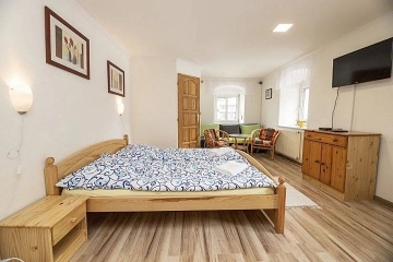 Chata Lipensk� jezero - vnit�n� baz�n - Miln�