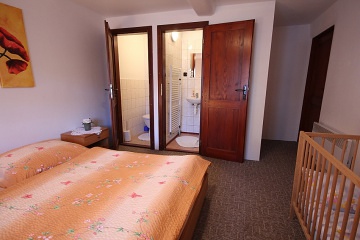 Roubenka bazén a wellness - Máchovo jezero