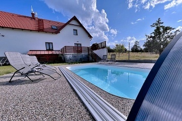 Chalupa s wellness a baz�nem - �umava - hrad Ka�perk