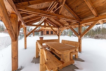 Roubenka s kachlov�mi kamny - Adr�pa�sk� sk�ly