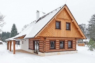 Nov� objekt: Roubenka s kachlov�mi kamny - Adr�pa�sk� sk�ly 8C-645