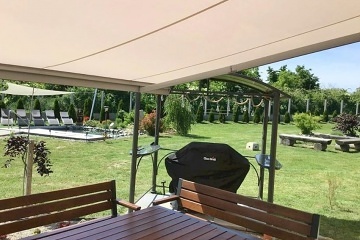 Chata a glamping - vinn� sklep a baz�n - Znojemsko