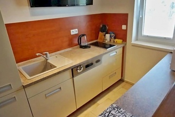 Chata a glamping - vinn� sklep a baz�n - Znojemsko