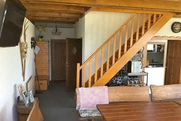 Chata a glamping - vinn� sklep a baz�n - Znojemsko