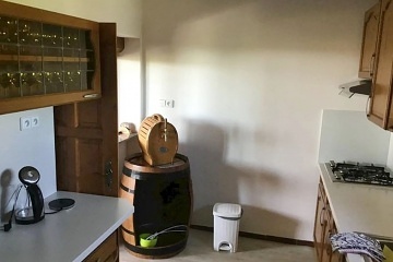 Chata a glamping - vinn� sklep a baz�n - Znojemsko