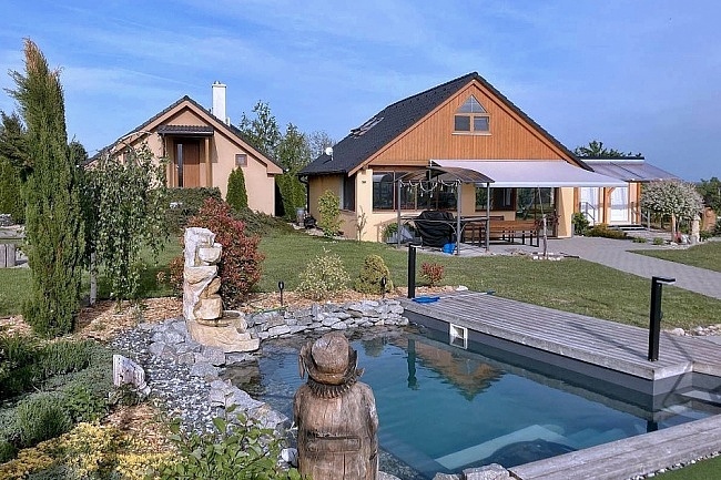 Chata a glamping - vinn� sklep a baz�n - Znojemsko