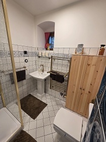 Chalupa Cesta z m�sta - P��se�nice - Kru�n� hory