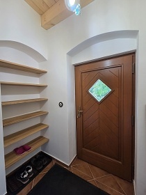 Chalupa Cesta z m�sta - P��se�nice - Kru�n� hory