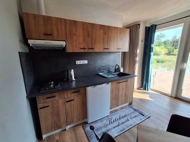 Glamping chata - samota a rybolov - Z�mek Lou�e�
